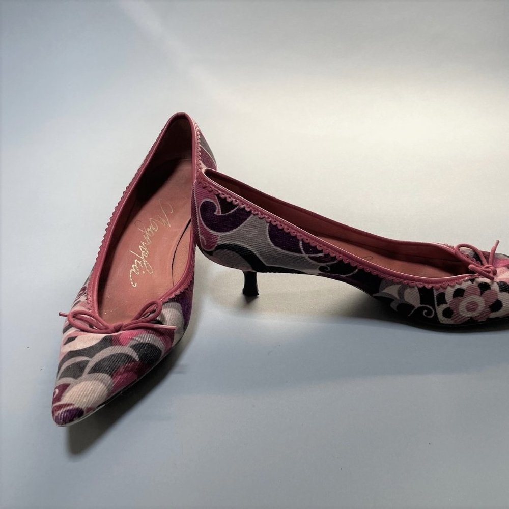 Magnolia Pink Floral Corduroy Kitten Heel Pointy Shoes Size 9.5 / EU 40.5